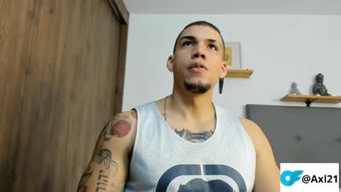 INDEPENDENT MODEL  online show from 04/28/26, 10:15