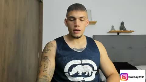 Snapshot of axel_taylor21 chatting on 06/14/26, 12:52 INDEPENDENT MODEL online show from 06/14/26, 12:52
