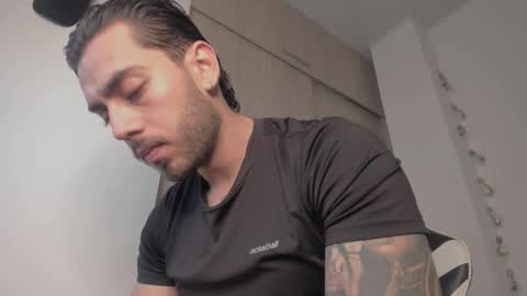 Snapshot of axelblaze_1 chatting on 03/20/26, 12:21 axelblaze_1 online show from 03/20/26, 12:21