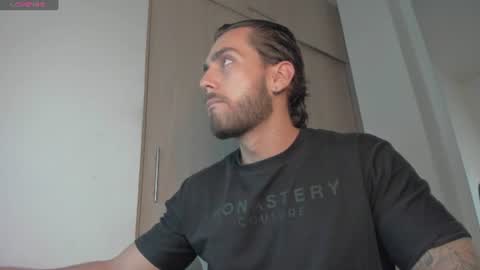 Snapshot of axelblaze_1 chatting on 06/16/26, 01:47 axelblaze_1 online show from 06/16/26, 01:47
