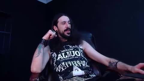 AxelColton online show from 11/19/25, 10:04