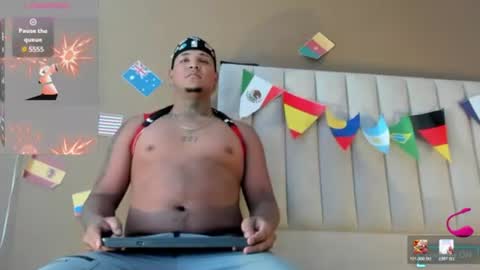 Axell online show from 06/25/26, 11:04