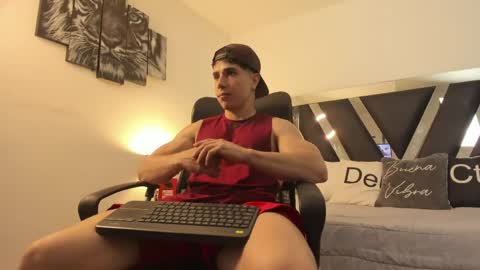 axelmartinezz online show from 04/04/26, 09:56