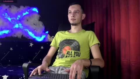 Axxel online show from 12/04/25, 04:00