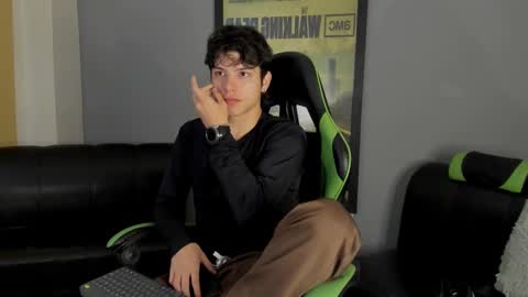 Axel Raven online show from 01/14/25, 02:22