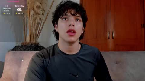 Axel Raven online show from 10/09/25, 07:45