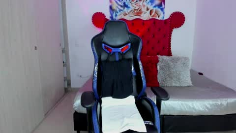 Axel online show from 05/11/26, 11:05