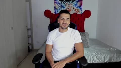 Axel online show from 06/18/26, 11:47