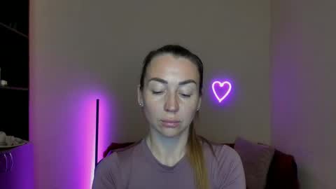 Jully online show from 03/05/25, 09:38