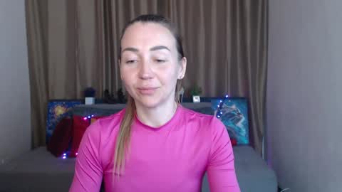 Jully online show from 03/08/25, 10:22