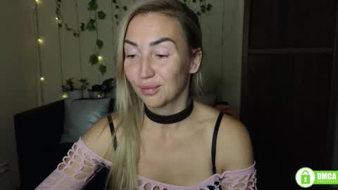 Jully online show from 09/12/25, 05:24