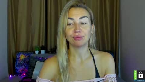 Jully online show from 10/18/25, 05:32