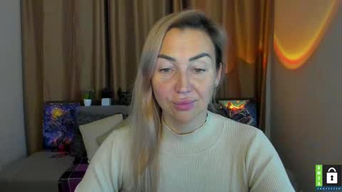 Jully online show from 11/22/25, 06:29