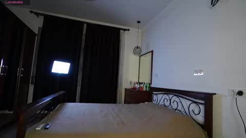 Aya online show from 03/02/25, 01:27