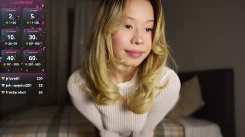 Aya online show from 11/18/25, 11:37