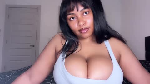 Snapshot of ayacolada chatting on 02/14/25, 08:10 Aya online show from 02/14/25, 08:10