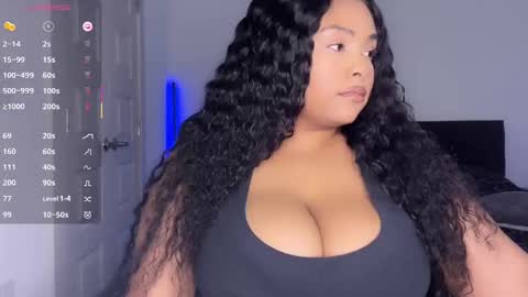 Snapshot of ayacolada chatting on 10/06/25, 11:46 Aya online show from 10/06/25, 11:46