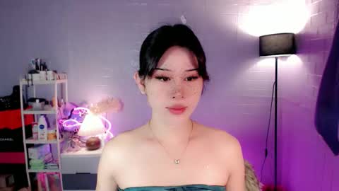 AYAHOSHILOVESYOU online show from 03/29/26, 11:27