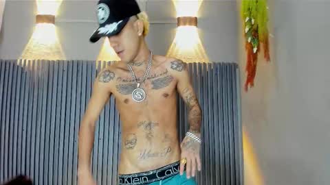 Snapshot of ayala_tattoo chatting on 12/13/25, 09:09 Ayala online show from 12/13/25, 09:09