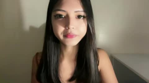 ayalvrs18 online show from 06/19/26, 07:01