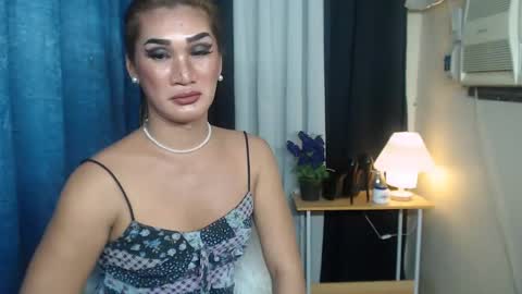 Snapshot of ayamiller chatting on 01/23/25, 05:45 aya online show from 01/23/25, 05:45