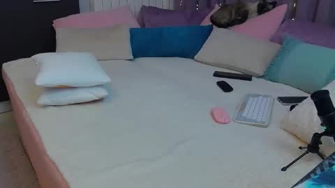 Ayanna online show from 11/14/25, 10:07