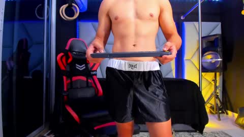 Ayden Miller online show from 04/29/26, 06:06