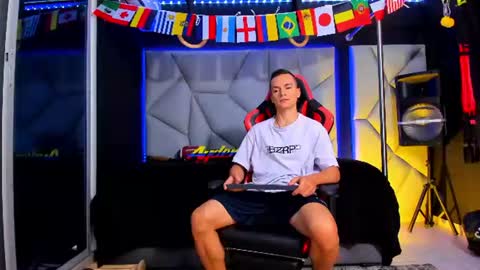 Ayden Miller online show from 06/17/26, 04:30