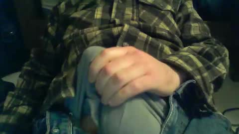 Snapshot of aydum79 chatting on 03/01/26, 09:00 aydum79 online show from 03/01/26, 09:00