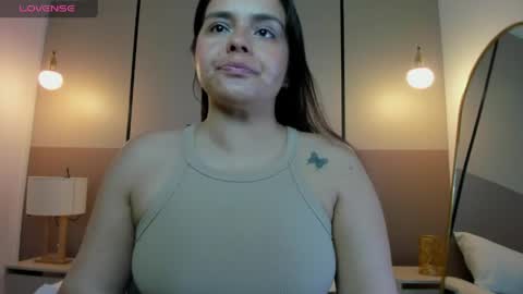 Snapshot of ayla13_ chatting on 04/09/26, 07:30 Alyda Jaramillo online show from 04/09/26, 07:30