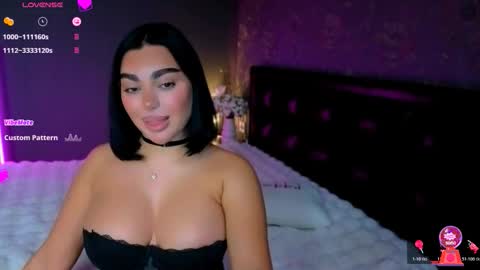 Snapshot of ayla_demir chatting on 11/09/25, 10:41 Ayla Demir online show from 11/09/25, 10:41