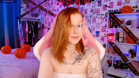 Ayla hill online show from 10/21/25, 12:17