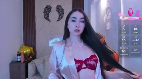 Snapshot of ayla_min chatting on 07/20/26, 09:06 Ayla online show from 07/20/26, 09:06
