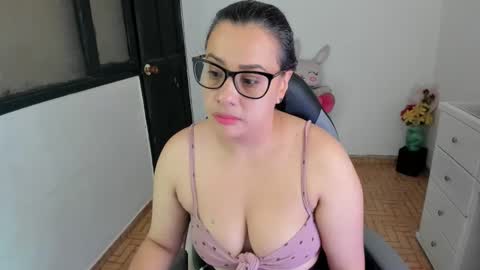 SandyMODELINDEPENDIENT online show from 11/05/25, 12:16