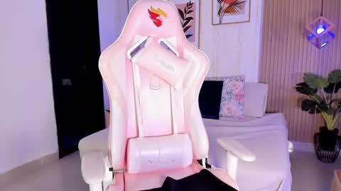 Ayleen online show from 11/23/25, 02:17