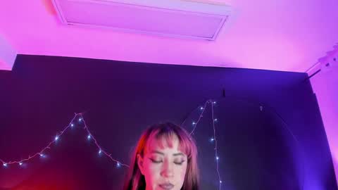 Aylen online show from 12/30/24, 10:12