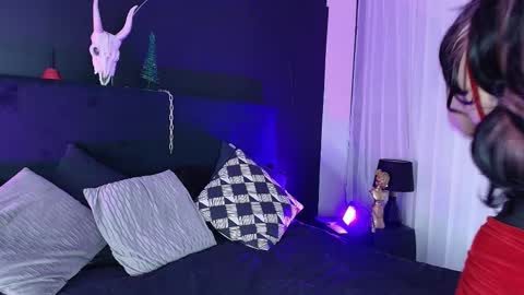 Aylen online show from 11/04/25, 07:46