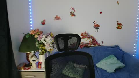 Aylin online show from 04/29/26, 08:15
