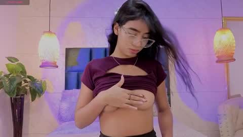 aylin_sweet_ online show from 05/12/26, 08:17