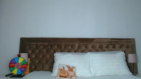 Aylin online show from 10/06/25, 01:58