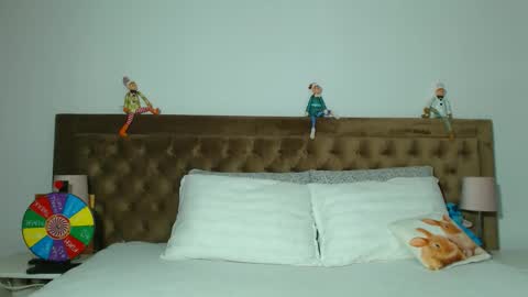 Aylin online show from 11/04/25, 03:16