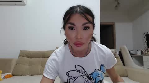 Aylin online show from 04/01/26, 05:43