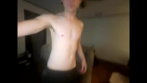 Snapshot of ayr129 chatting on 12/08/24, 12:40 ayr129 online show from 12/08/24, 12:40