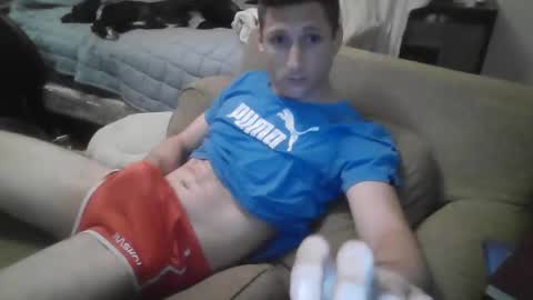 Snapshot of ayr129 chatting on 10/19/25, 08:42 ayr129 online show from 10/19/25, 08:42