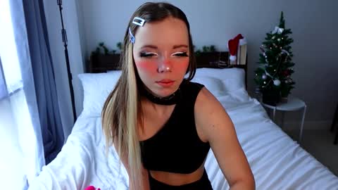 Snapshot of ayralust chatting on 01/01/25, 01:47 Ayra Lust online show from 01/01/25, 01:47