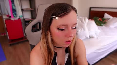 Snapshot of ayralust chatting on 03/02/26, 01:40 Ayra Lust online show from 03/02/26, 01:40