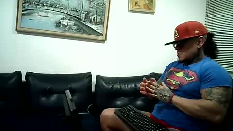 Snapshot of ayrton_naffah2 chatting on 04/06/26, 04:46 Ayrton naffah2 online show from 04/06/26, 04:46