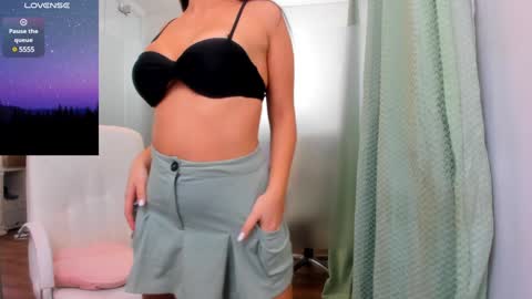 Ayumi online show from 12/18/24, 01:23