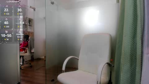 Ayumi online show from 02/08/25, 08:42