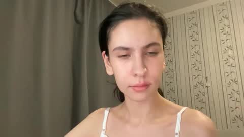  angel  ayya  online show from 11/18/25, 08:24